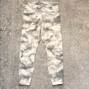 Lululemon train times leggings size 10.